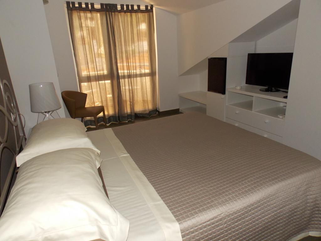 Corte Dei Merli Suite & Room Ρόβινι Δωμάτιο φωτογραφία