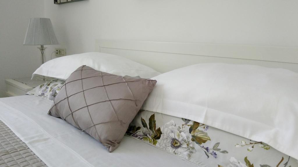 Corte Dei Merli Suite & Room Ρόβινι Εξωτερικό φωτογραφία